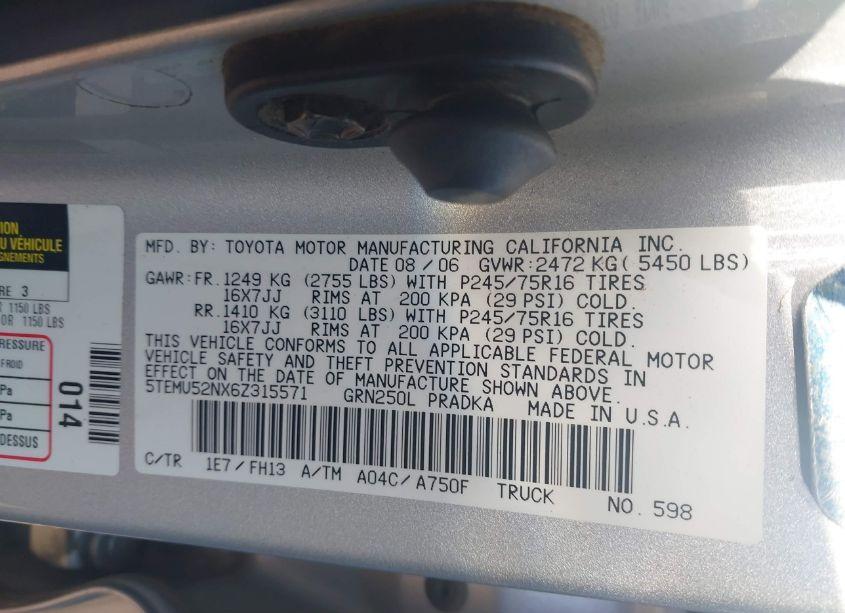 Photo 9 of 2006 Toyota Tacoma BASE V6 (VIN 5TEMU52NX6Z315571)