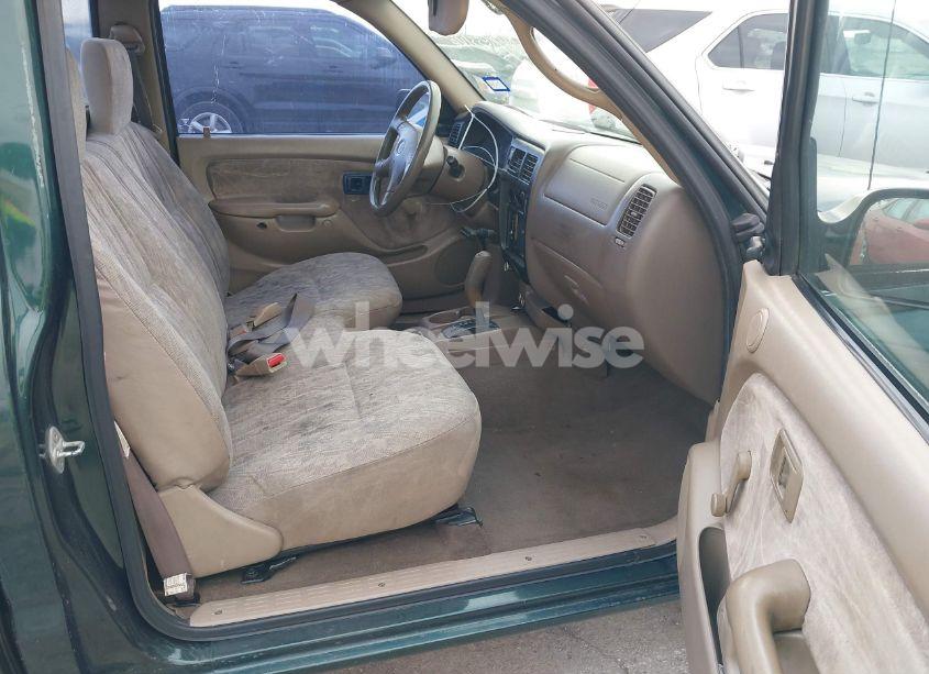 Photo 5 of 2001 Toyota Tacoma (VIN 5TENL42N01Z825907)