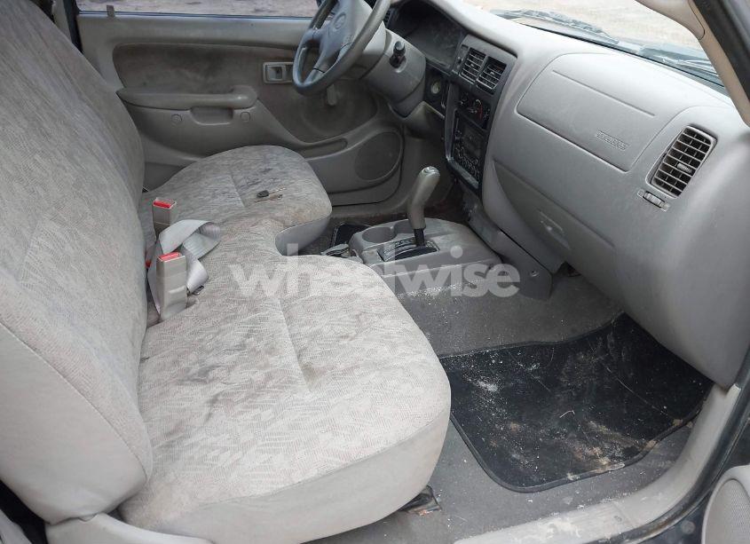 Photo 5 of 2002 Toyota Tacoma (VIN 5TENL42N02Z064281)