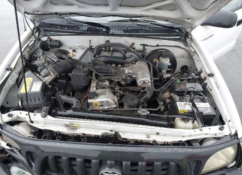 Photo 10 of 2004 Toyota Tacoma (VIN 5TENL42N04Z332717)