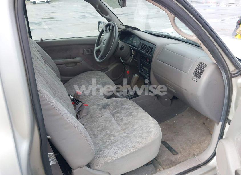 Photo 5 of 2004 Toyota Tacoma (VIN 5TENL42N04Z450119)