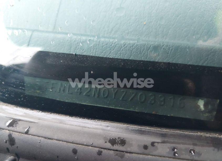 Photo 12 of 2000 Toyota Tacoma (VIN 5TENL42N0YZ703316)