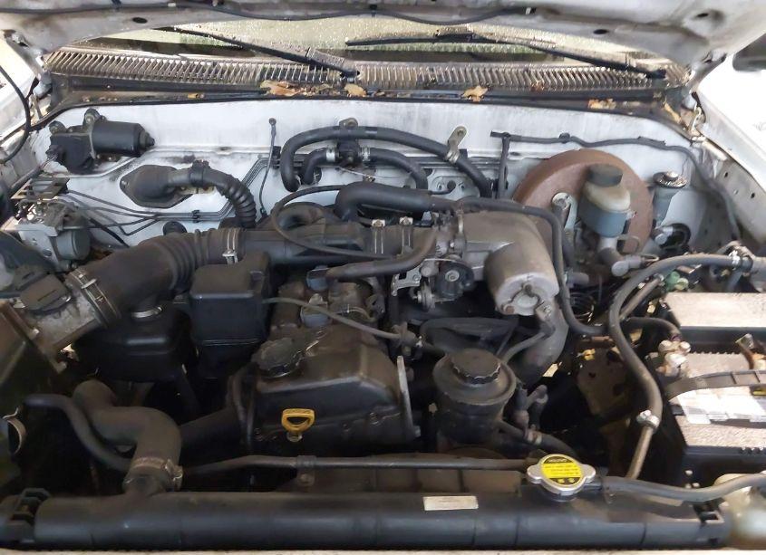 Photo 10 of 2003 Toyota Tacoma N/A (VIN 5TENL42N13Z188996)