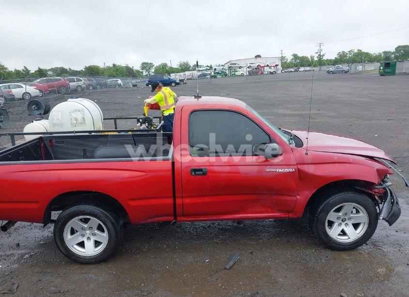 Photo 13 of 2004 Toyota Tacoma (VIN 5TENL42N24Z386617)