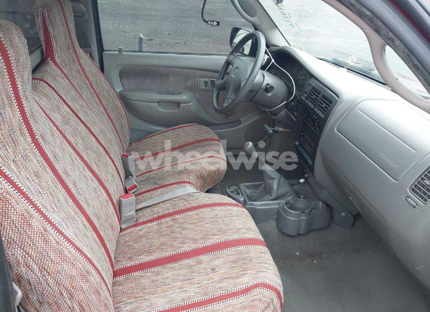 Photo 5 of 2004 Toyota Tacoma (VIN 5TENL42N24Z386617)