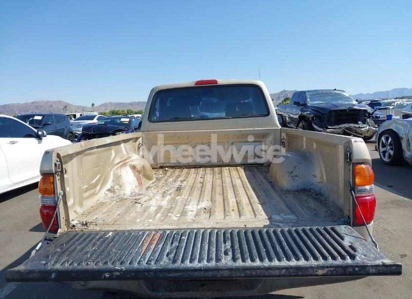 Photo 8 of 2002 Toyota Tacoma (VIN 5TENL42N42Z015522)
