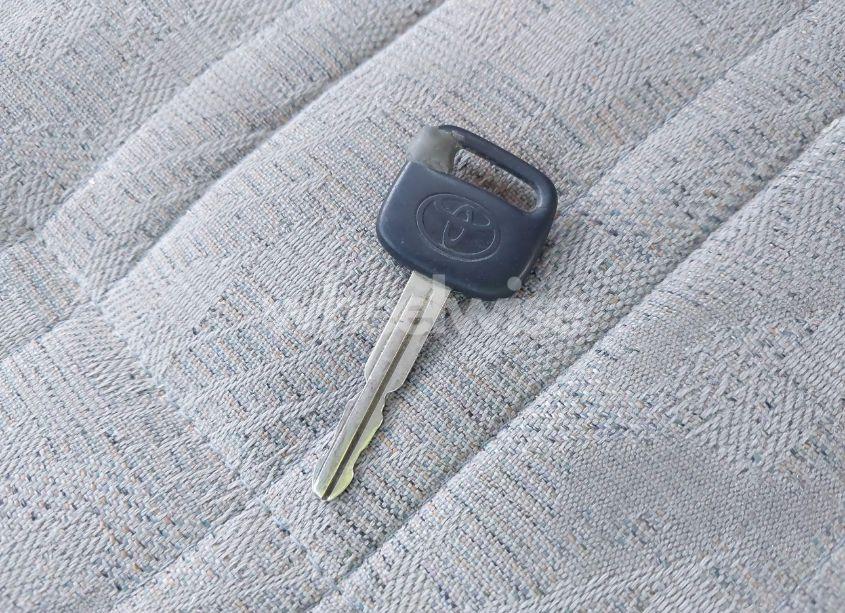 Photo 11 of 2001 Toyota Tacoma (VIN 5TENL42N51Z733918)