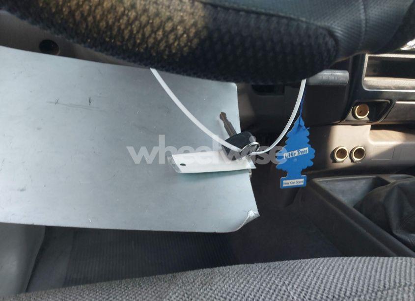 Photo 11 of 2002 Toyota Tacoma (VIN 5TENL42N52Z019630)