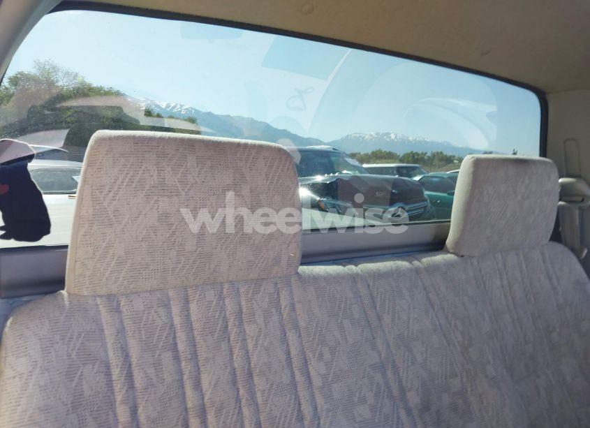Photo 8 of 2001 Toyota Tacoma (VIN 5TENL42N61Z862007)