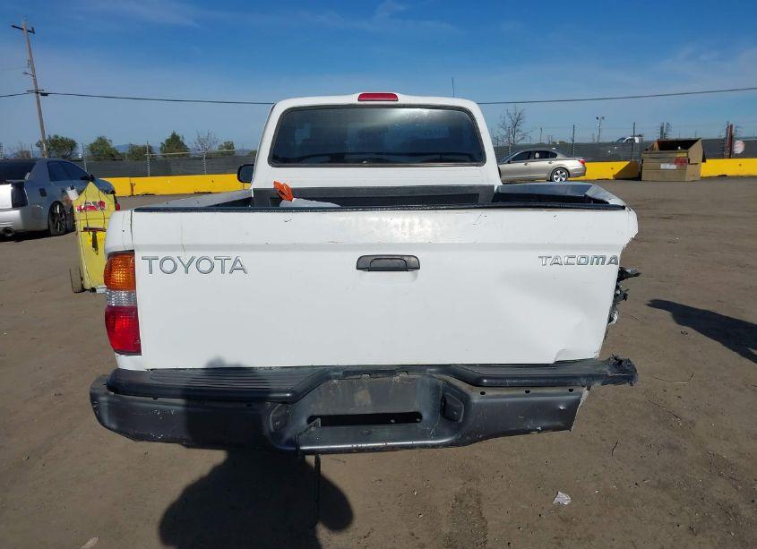 Photo 17 of 2002 Toyota Tacoma (VIN 5TENL42N62Z059523)