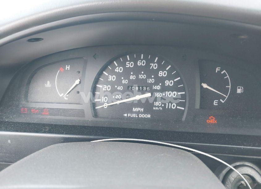 Photo 7 of 2002 Toyota Tacoma (VIN 5TENL42N62Z110440)