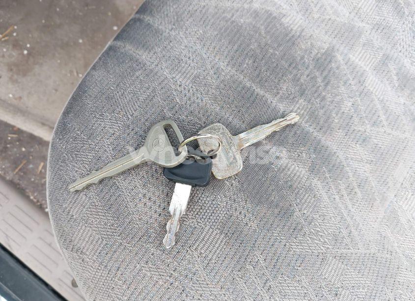 Photo 11 of 2002 Toyota Tacoma (VIN 5TENL42N62Z898247)