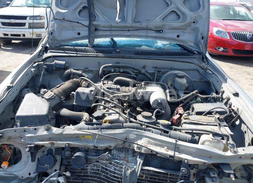 Photo 10 of 2002 Toyota Tacoma (VIN 5TENL42N72Z032783)