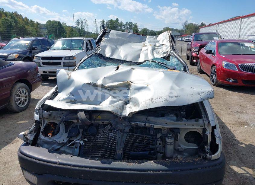 Photo 6 of 2002 Toyota Tacoma (VIN 5TENL42N72Z032783)