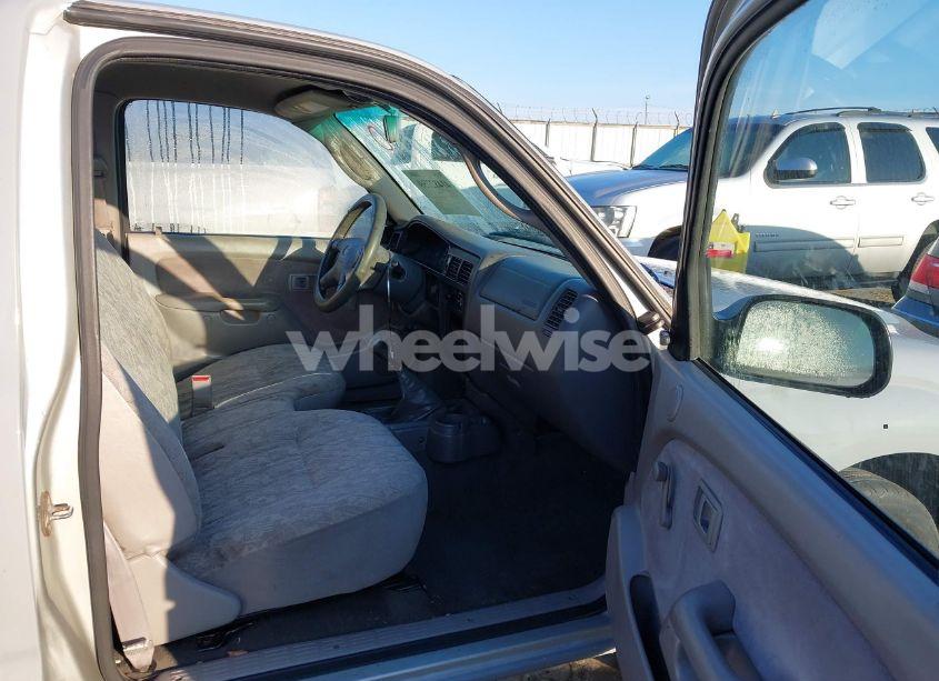 Photo 5 of 2002 Toyota Tacoma (VIN 5TENL42N72Z889346)