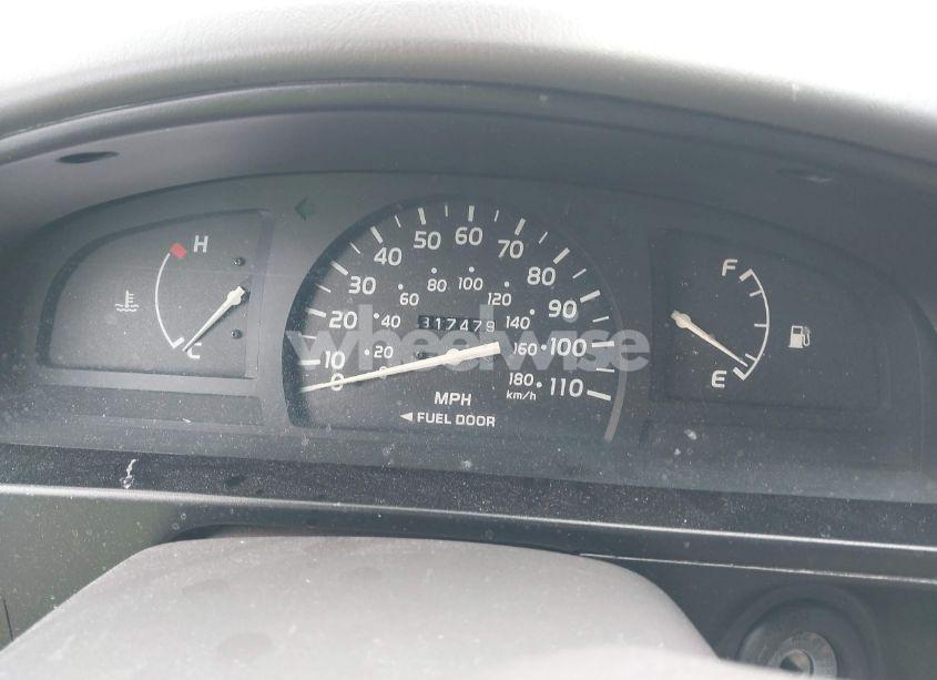 Photo 7 of 2001 Toyota Tacoma N/A (VIN 5TENL42N81Z813696)