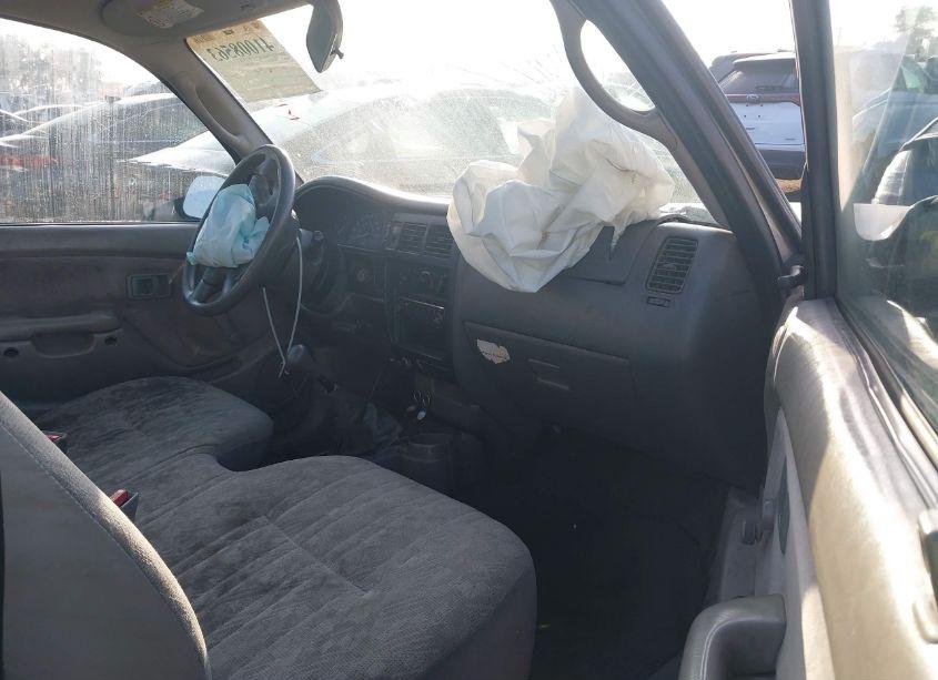 Photo 5 of 2002 Toyota Tacoma (VIN 5TENL42N92Z100954)