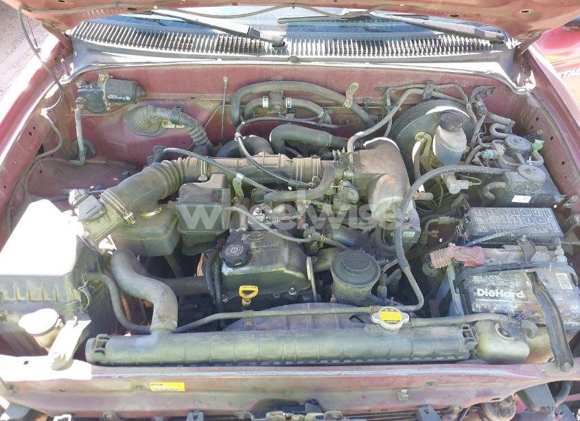 Photo 10 of 2001 Toyota Tacoma (VIN 5TENL42NX1Z834906)