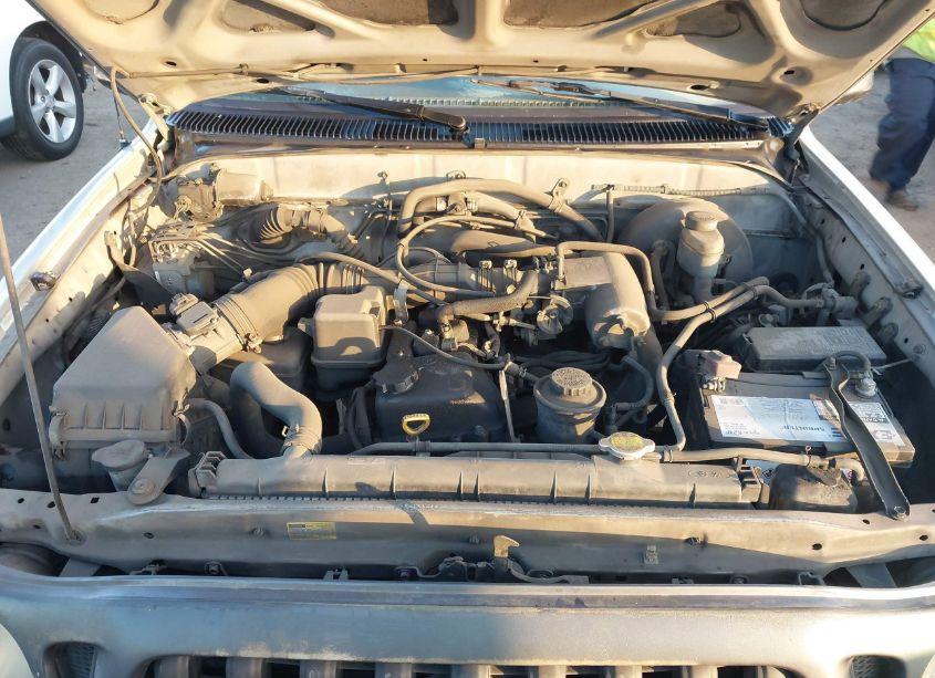 Photo 10 of 2003 Toyota Tacoma (VIN 5TENL42NX3Z258530)