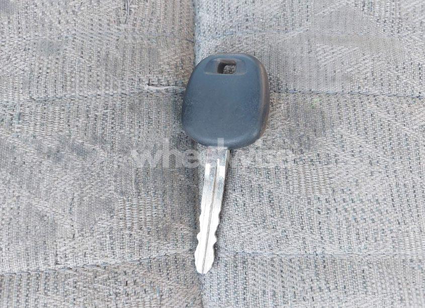 Photo 11 of 2004 Toyota Tacoma (VIN 5TENL42NX4Z404121)