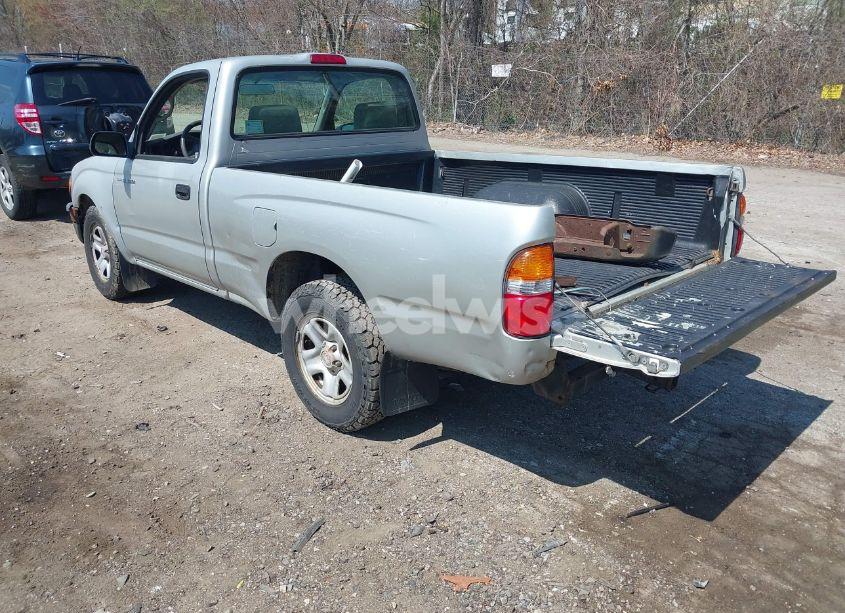 Photo 3 of 2004 Toyota Tacoma (VIN 5TENL42NX4Z404121)