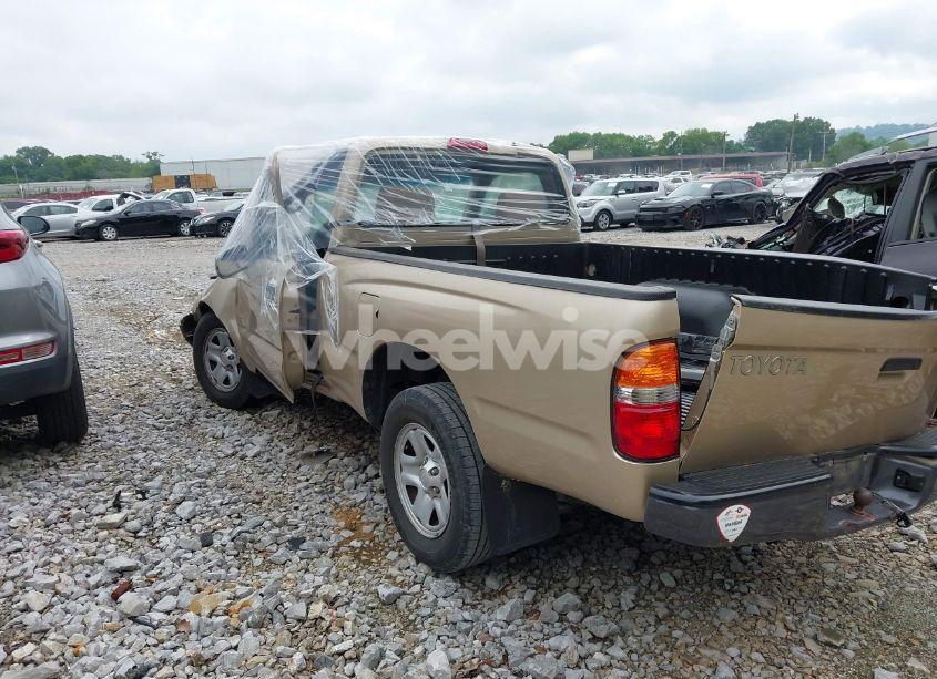 Photo 3 of 2004 Toyota Tacoma (VIN 5TENL42NX4Z454470)