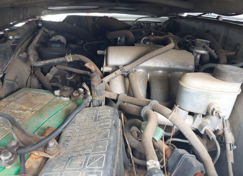 Photo 10 of 2004 Toyota Tacoma PRERUNNER (VIN 5TENM92N04Z358065)