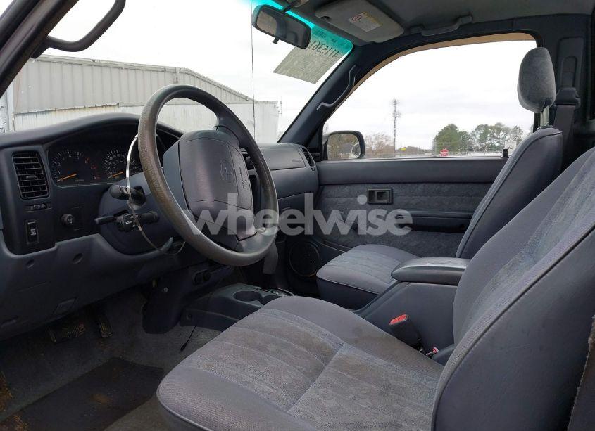 Photo 8 of 2000 Toyota Tacoma PRERUNNER (VIN 5TENM92N0YZ711068)