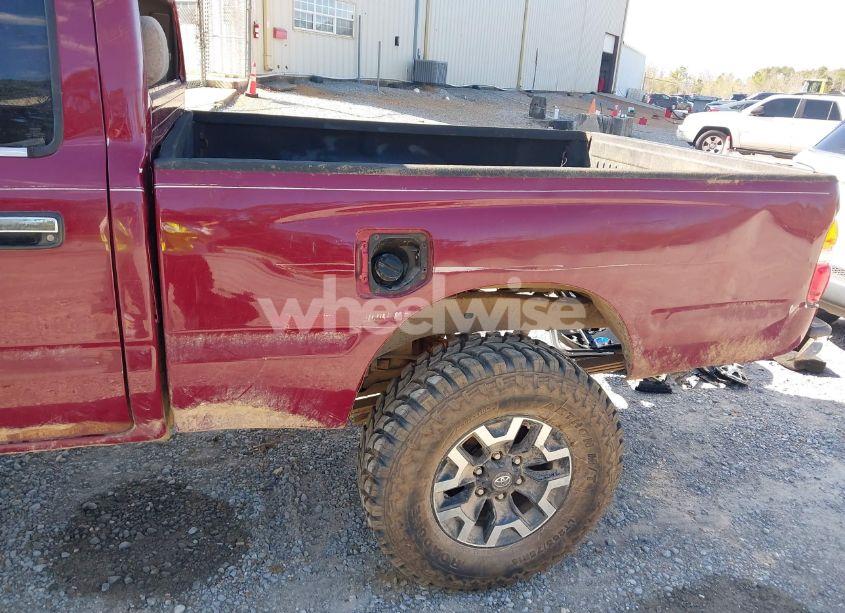 Photo 14 of 2000 Toyota Tacoma PRERUNNER (VIN 5TENM92N1YZ695558)
