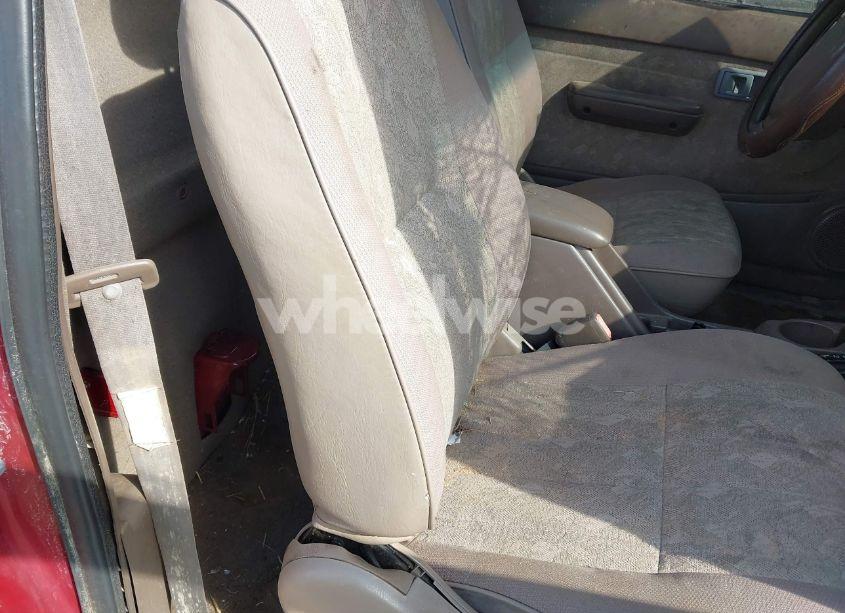 Photo 8 of 2000 Toyota Tacoma PRERUNNER (VIN 5TENM92N1YZ695558)