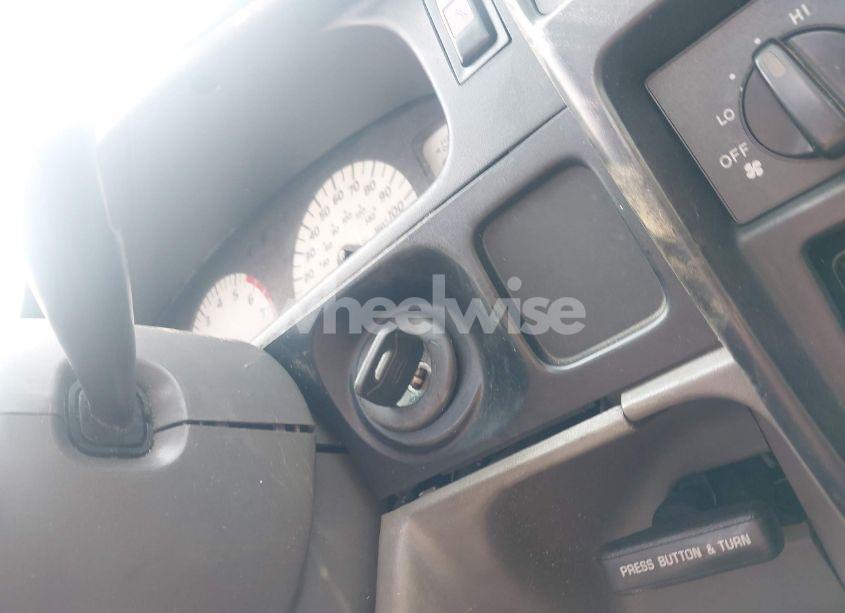 Photo 11 of 2004 Toyota Tacoma PRERUNNER (VIN 5TENM92N64Z423369)