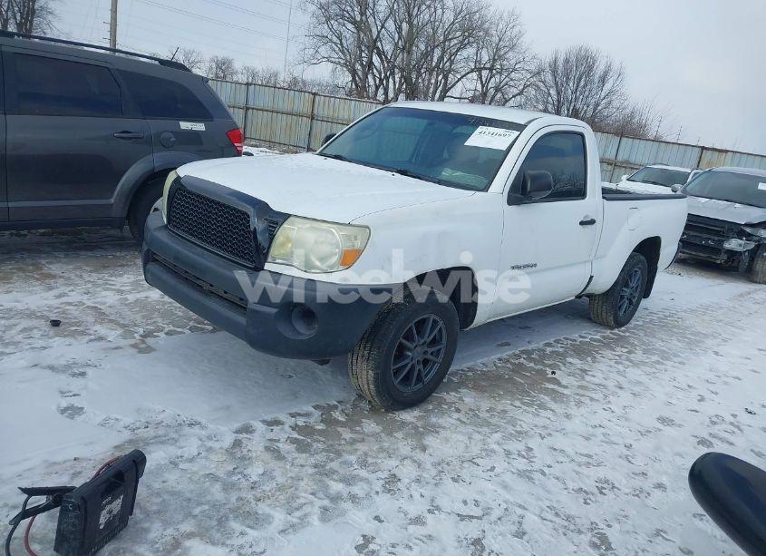 Photo 2 of 2008 Toyota Tacoma (VIN 5TENX22N28Z480933)