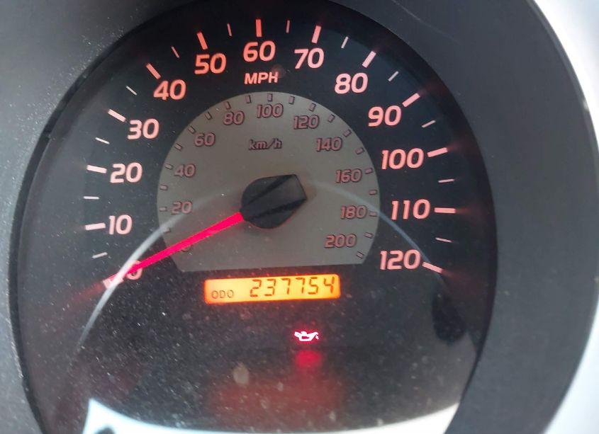 Photo 15 of 2005 Toyota Tacoma (VIN 5TENX22N35Z018120)