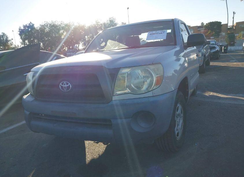 Photo 2 of 2005 Toyota Tacoma (VIN 5TENX22N35Z018120)