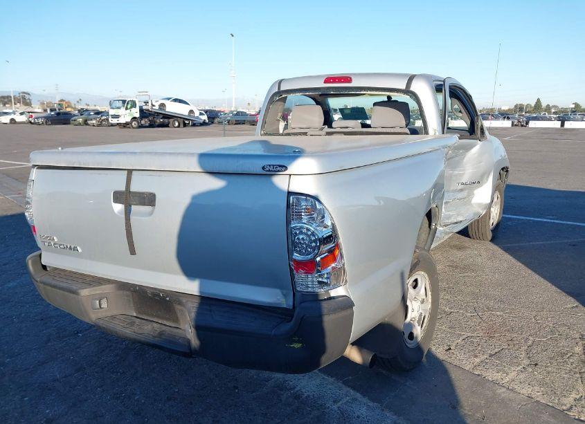 Photo 4 of 2005 Toyota Tacoma (VIN 5TENX22N35Z018120)