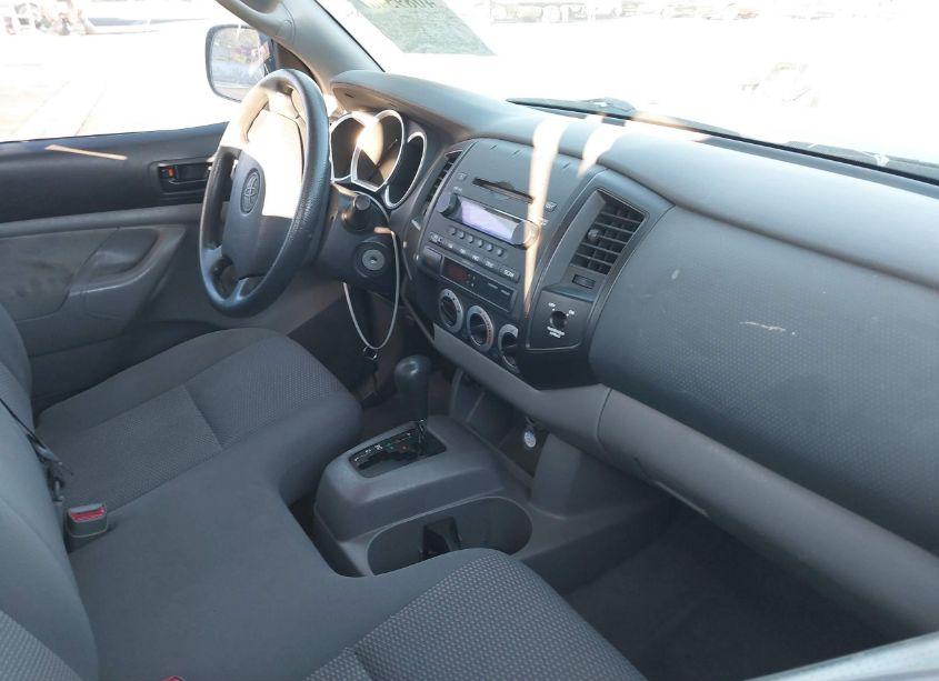 Photo 5 of 2005 Toyota Tacoma (VIN 5TENX22N35Z018120)