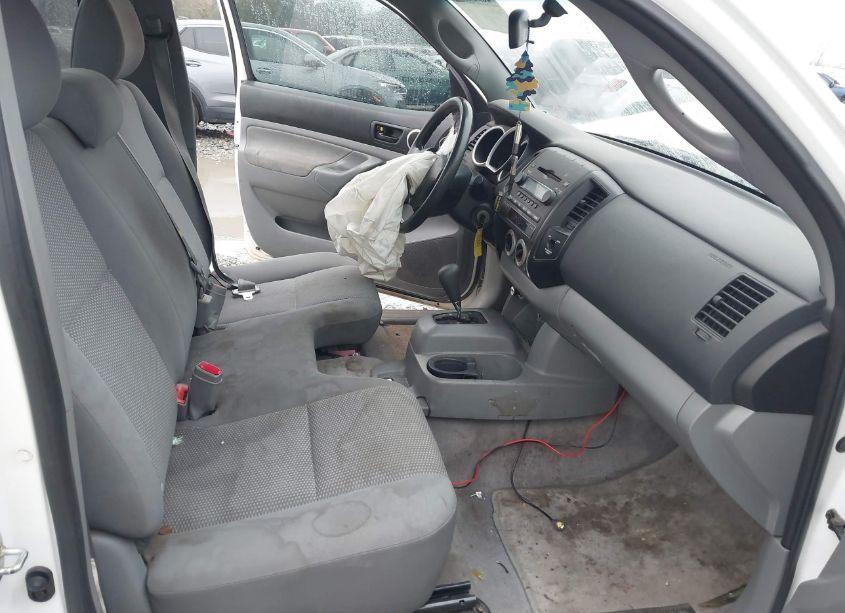 Photo 5 of 2006 Toyota Tacoma N/A (VIN 5TENX22N36Z213457)