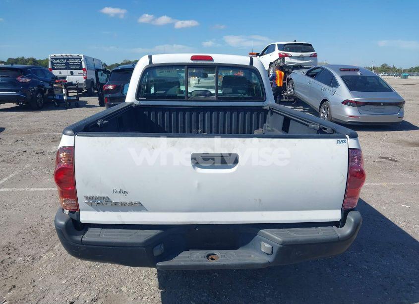 Photo 17 of 2005 Toyota Tacoma (VIN 5TENX22N45Z026257)