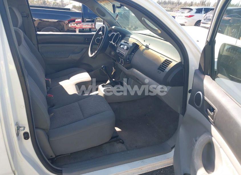 Photo 5 of 2005 Toyota Tacoma (VIN 5TENX22N45Z026257)