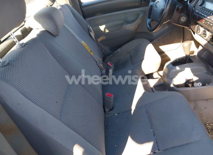 Photo 8 of 2005 Toyota Tacoma (VIN 5TENX22N65Z049104)