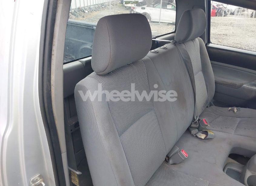 Photo 8 of 2005 Toyota Tacoma (VIN 5TENX22N75Z066686)