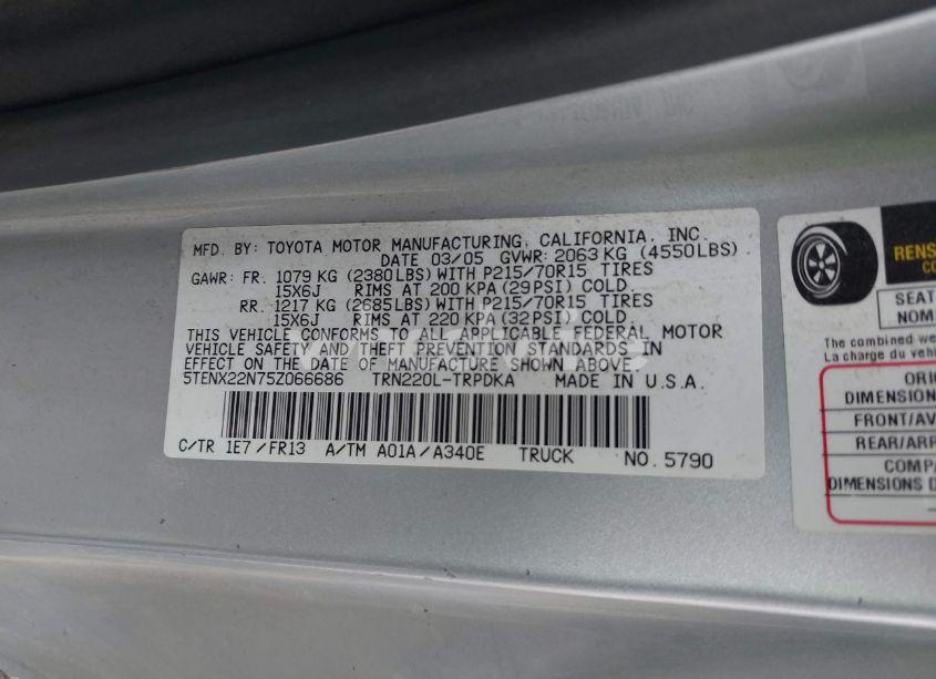 Photo 9 of 2005 Toyota Tacoma (VIN 5TENX22N75Z066686)