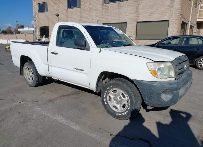 2005 Toyota Tacoma (VIN 5TENX22N95Z071663) main photo
