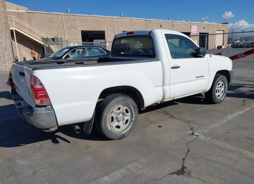 Photo 4 of 2005 Toyota Tacoma (VIN 5TENX22N95Z071663)