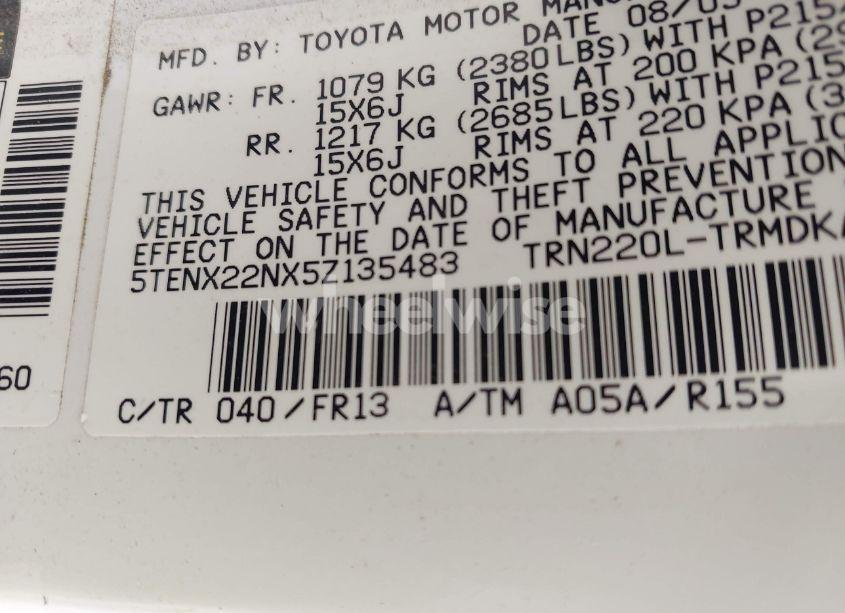 Photo 9 of 2005 Toyota Tacoma (VIN 5TENX22NX5Z135483)