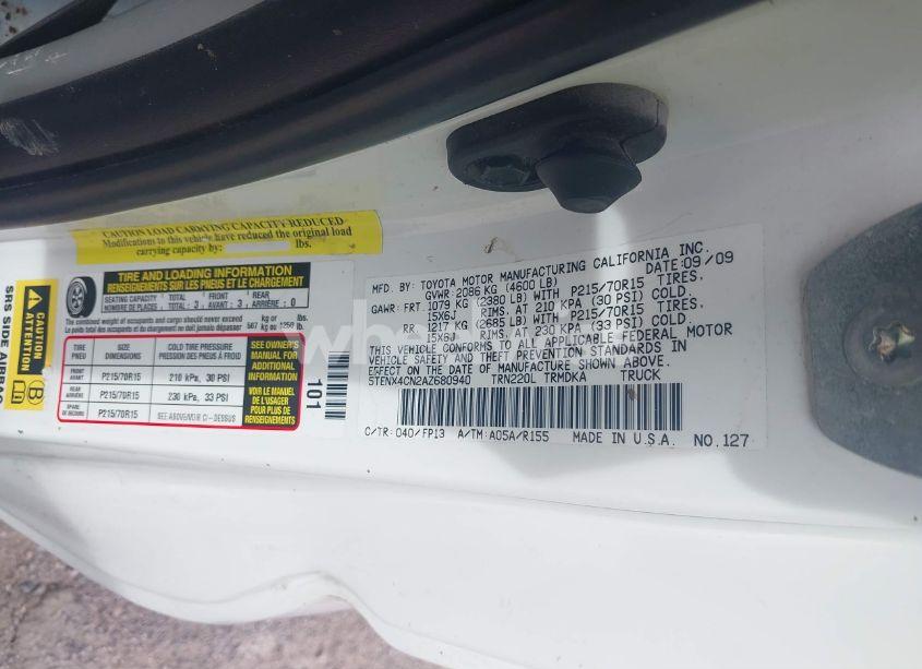 Photo 9 of 2010 Toyota Tacoma N/A (VIN 5TENX4CN2AZ680940)