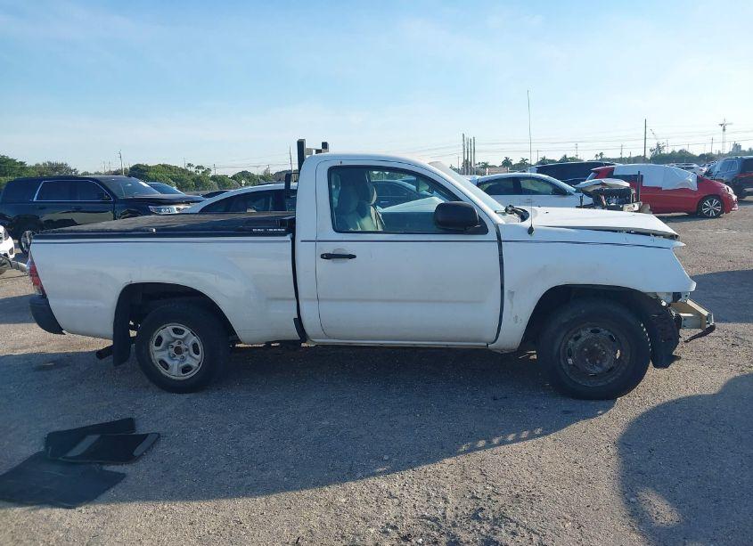Photo 14 of 2010 Toyota Tacoma (VIN 5TENX4CN3AZ730339)