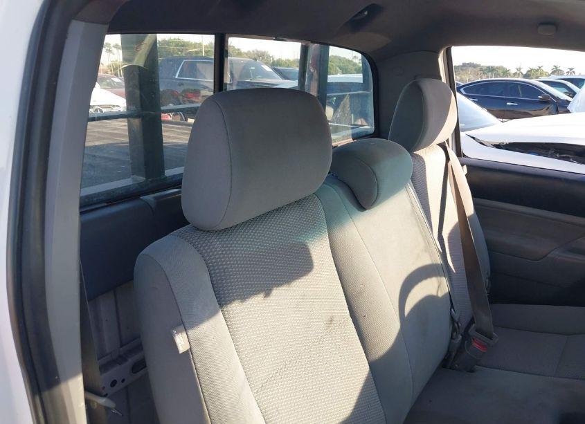 Photo 8 of 2010 Toyota Tacoma (VIN 5TENX4CN3AZ730339)