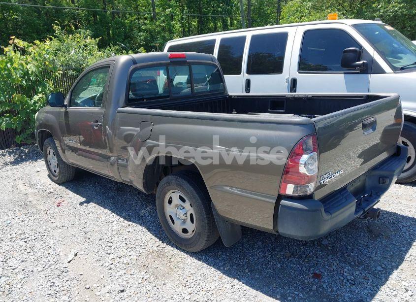 Photo 3 of 2010 Toyota Tacoma (VIN 5TENX4CN4AZ687209)