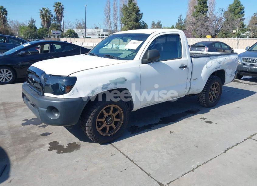 Photo 2 of 2010 Toyota Tacoma (VIN 5TENX4CN6AZ688085)